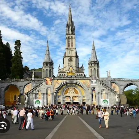 Le Prestige Du Sanctuaire لورد